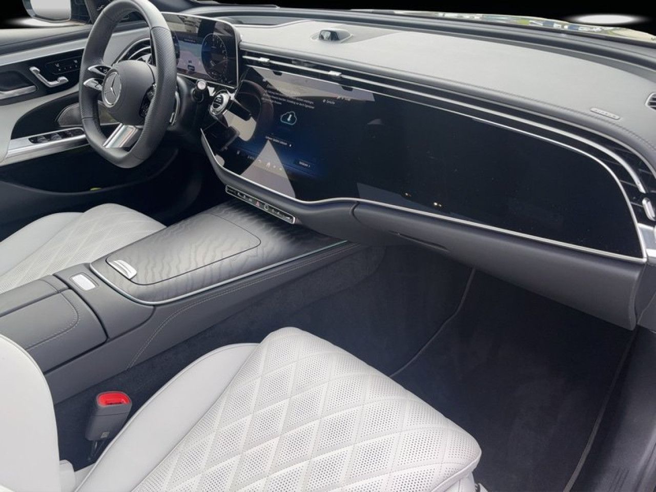Mercedes-Benz E-Klasse – Bild 16