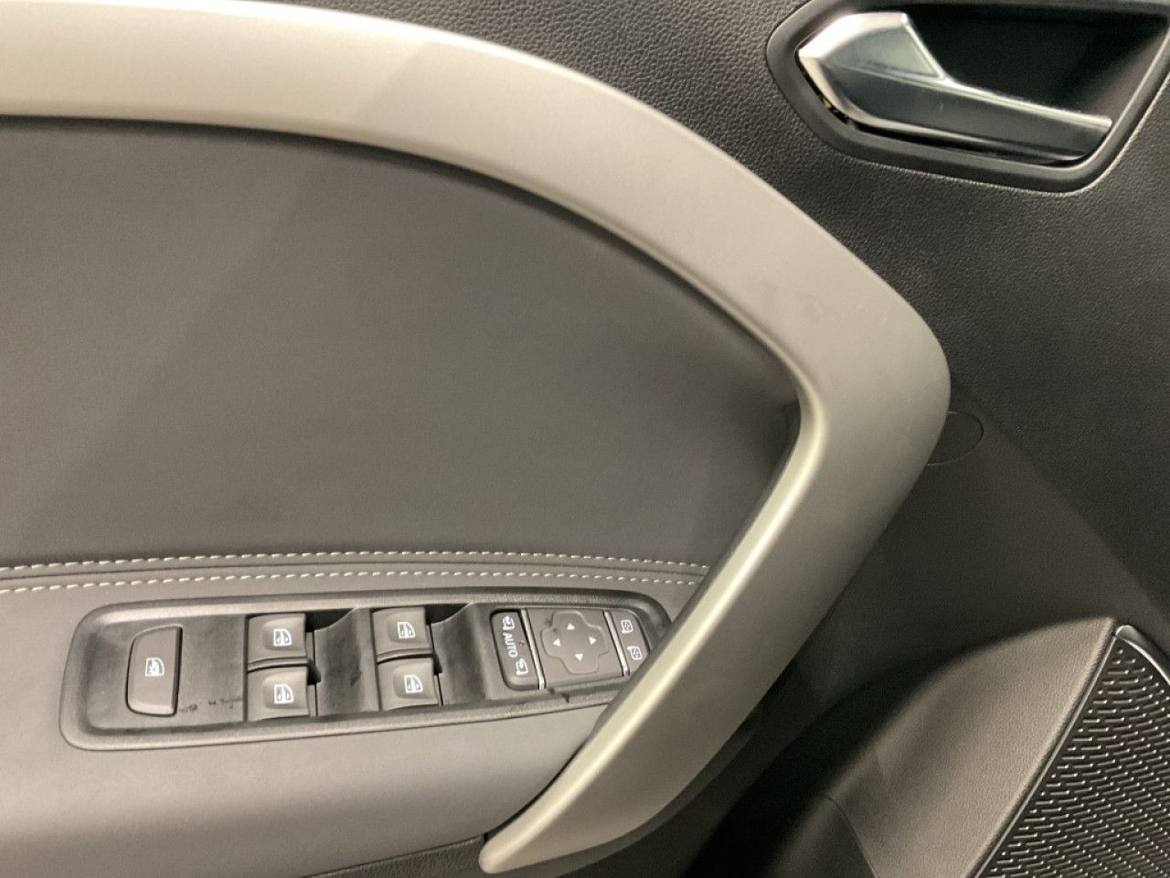 Fahrzeugbild 14 / 15