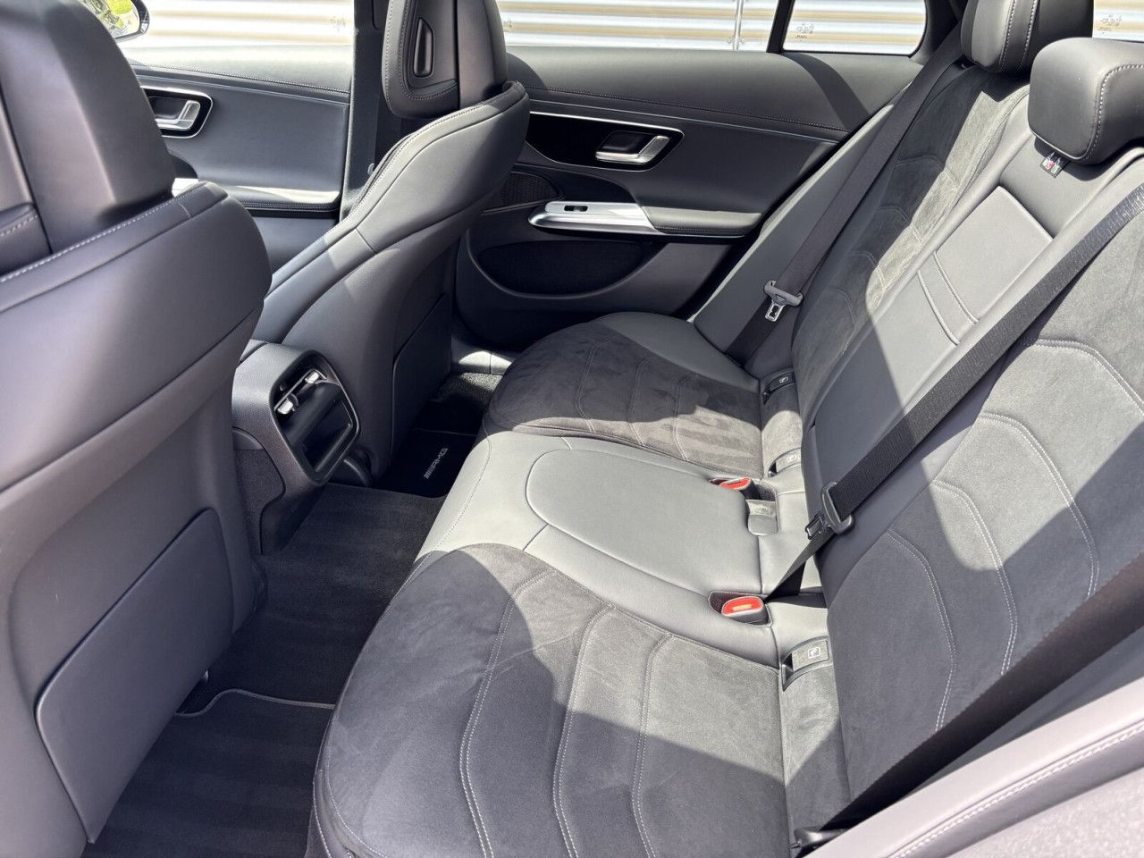 Mercedes-Benz E-Klasse – Bild 16