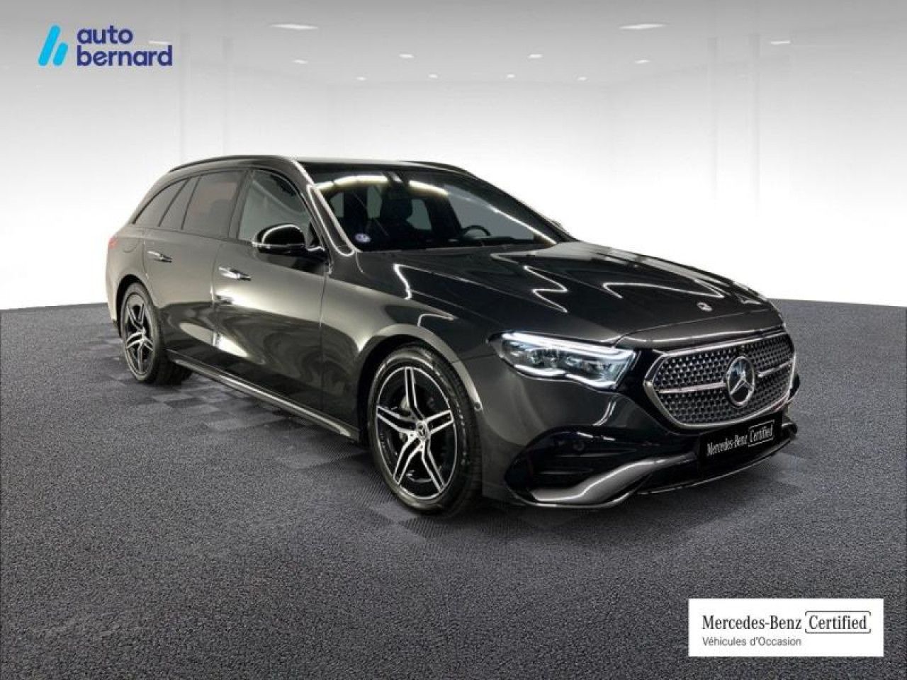 Photo du v&eacute;hicule 3 / 18