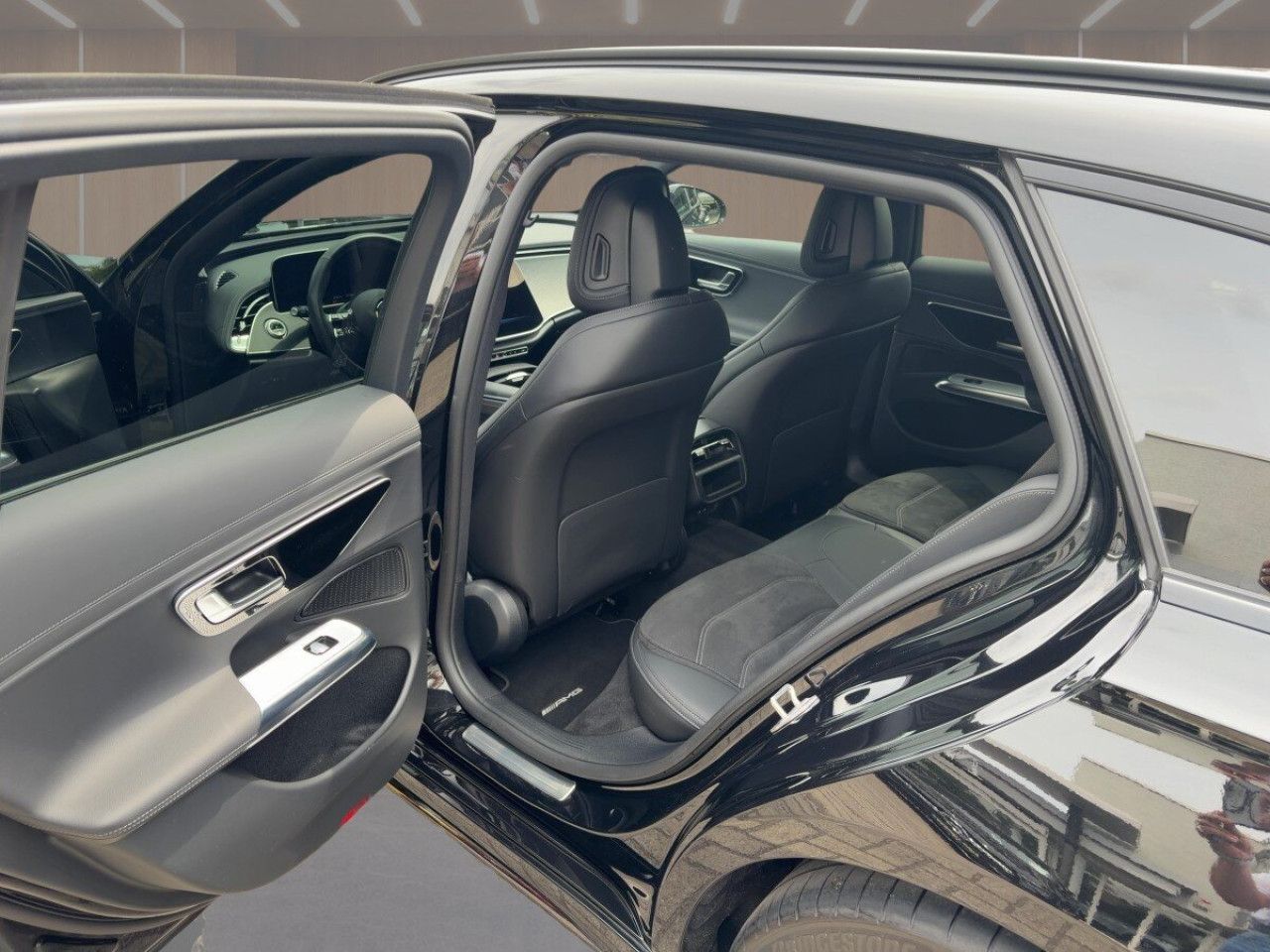Mercedes-Benz E-Klasse – Bild 7