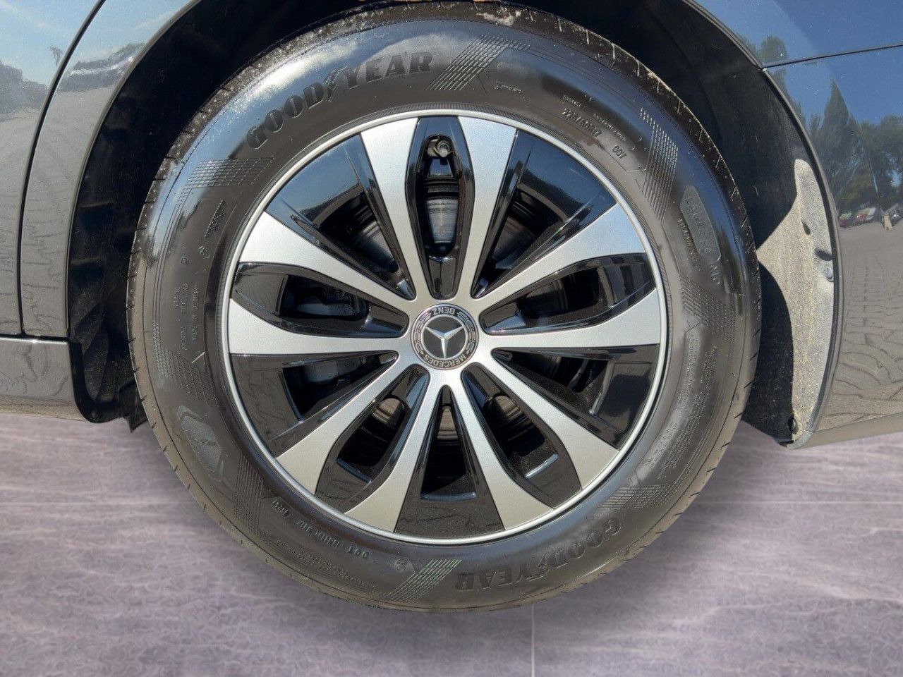 Mercedes-Benz E-Klasse – Bild 11