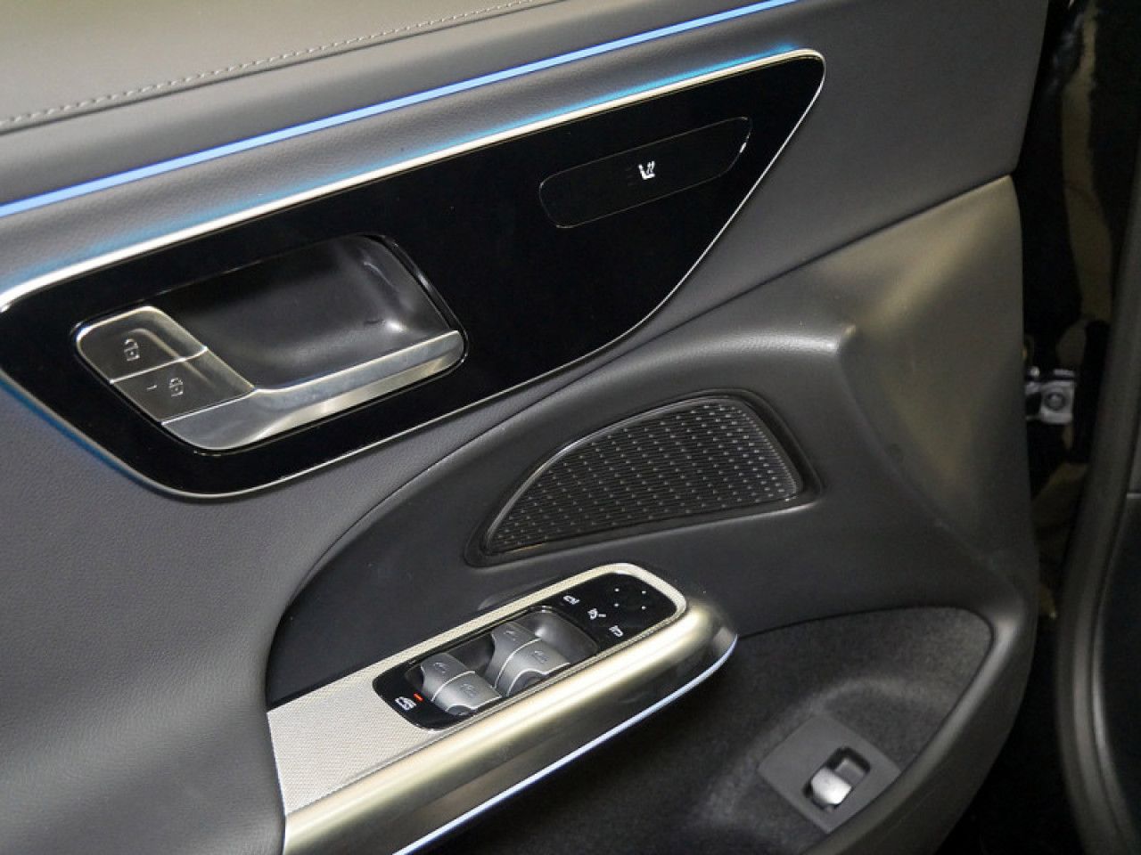 Mercedes-Benz E-Klasse – Bild 15