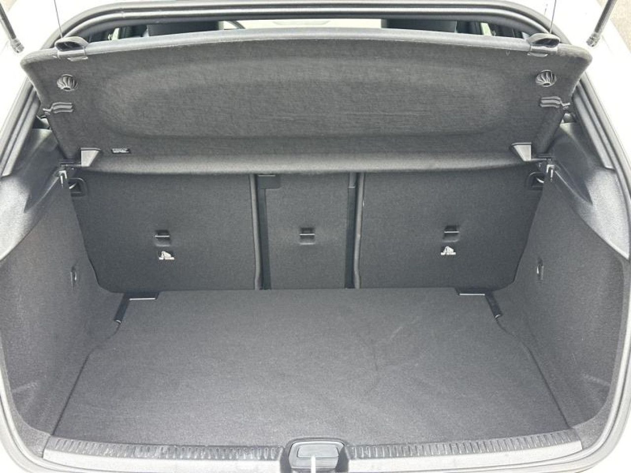 Photo du v&eacute;hicule 14 / 18