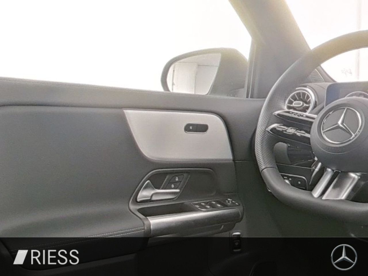 Mercedes-Benz EQA – Bild 7