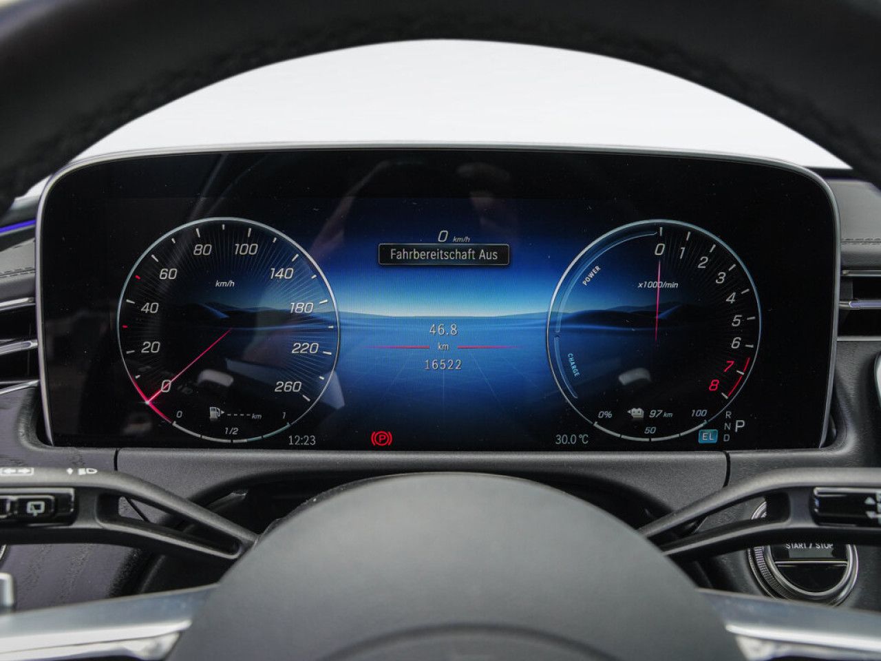 Mercedes-Benz E-Klasse – Bild 11