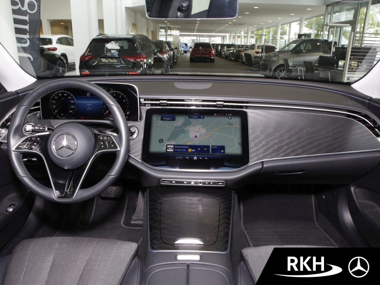 Mercedes-Benz E-Klasse – Bild 10