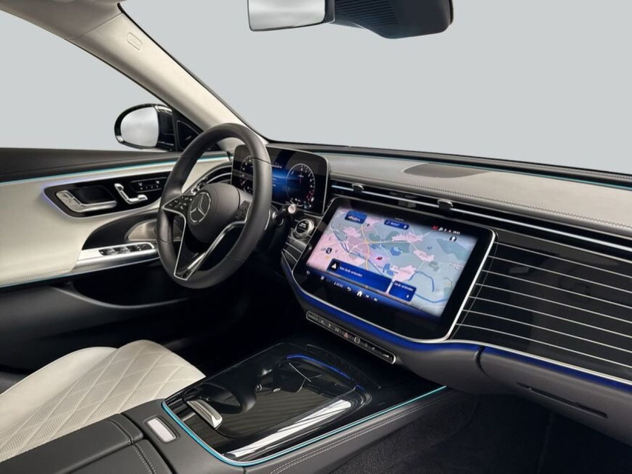 Mercedes-Benz E-Klasse – Bild 16
