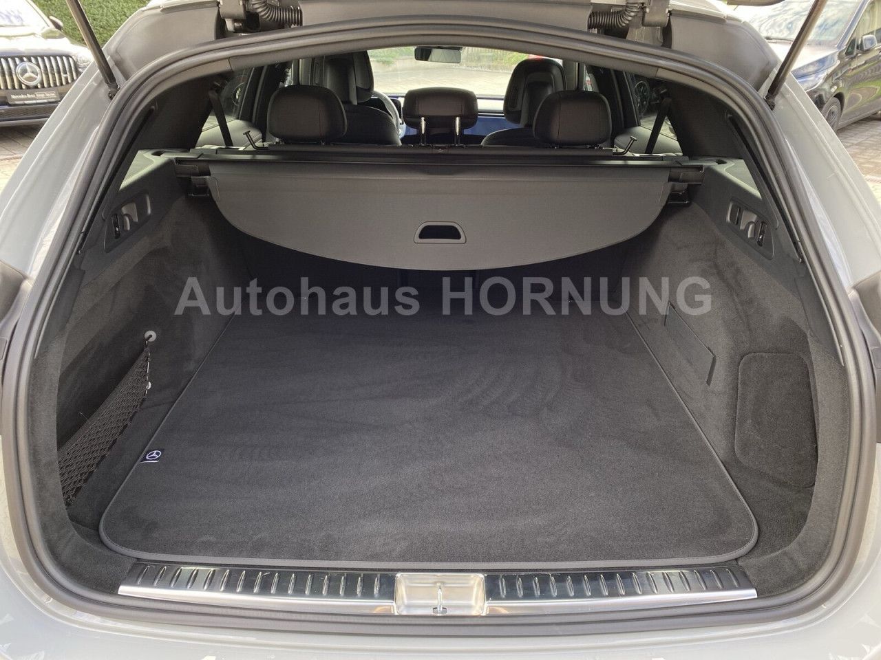 Mercedes-Benz E-Klasse – Bild 7