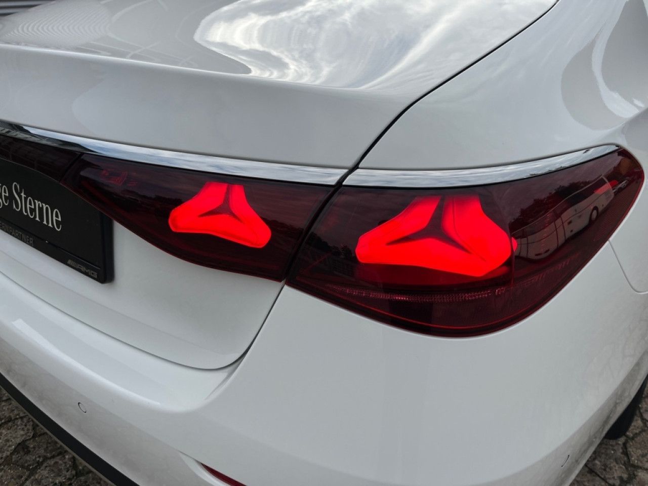 Mercedes-Benz E-Klasse – Bild 11