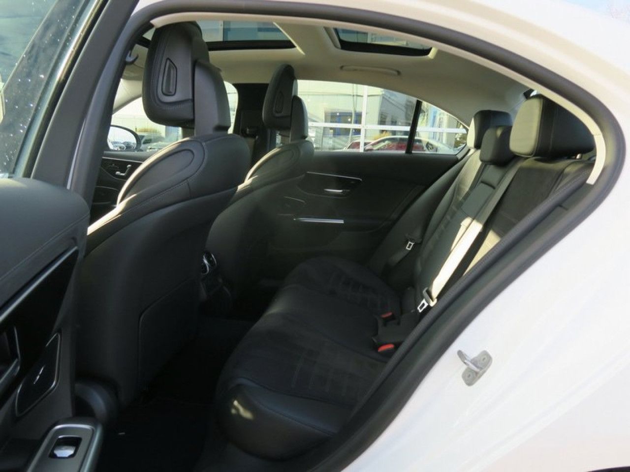 Mercedes-Benz C-Klasse – Bild 13