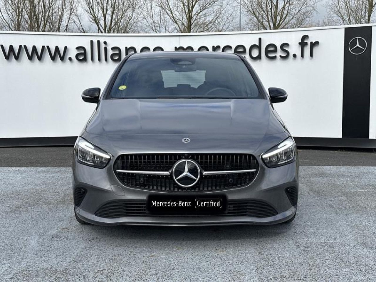 Photo du v&eacute;hicule 8 / 18