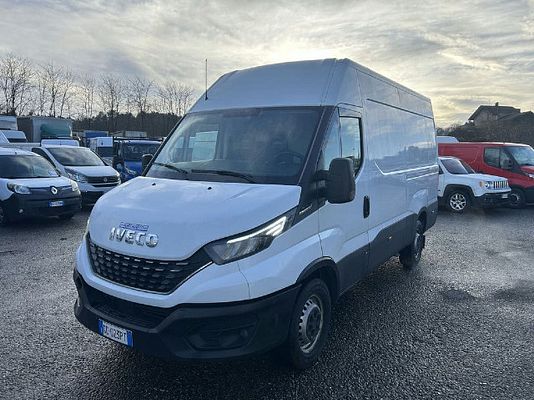Vehicle image 1 / 14