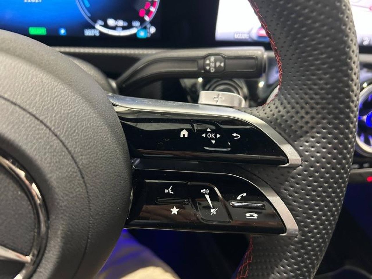 Photo du v&eacute;hicule 9 / 18