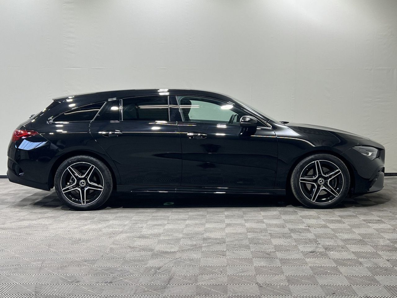 Mercedes-Benz CLA – Bild 3