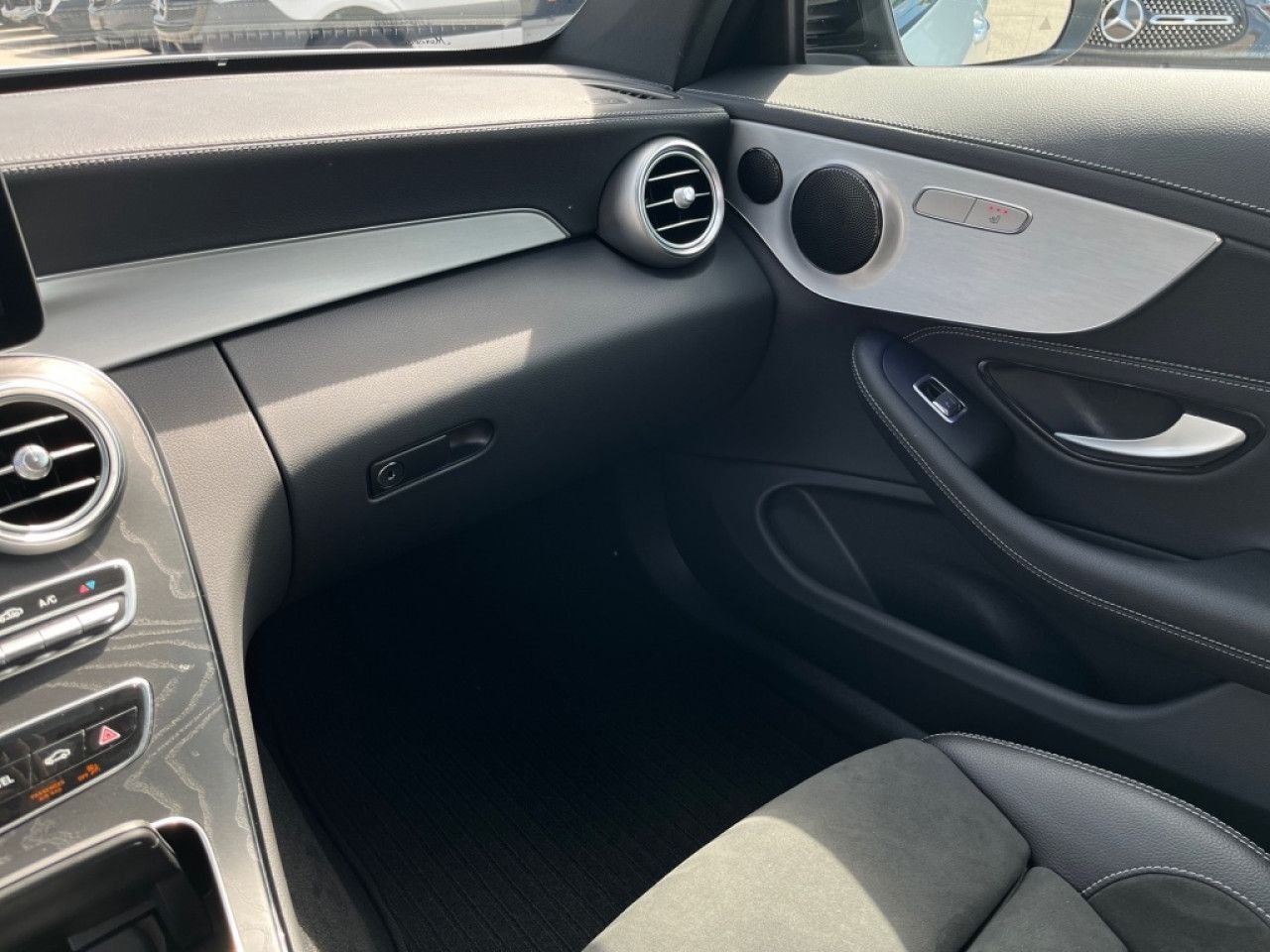 Mercedes-Benz C-Klasse – Bild 18