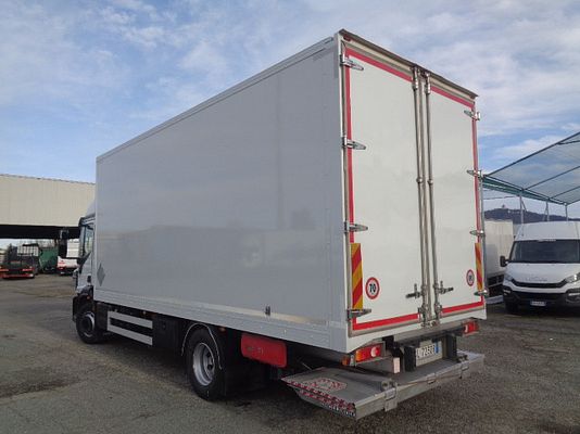 Vehicle image 6 / 18