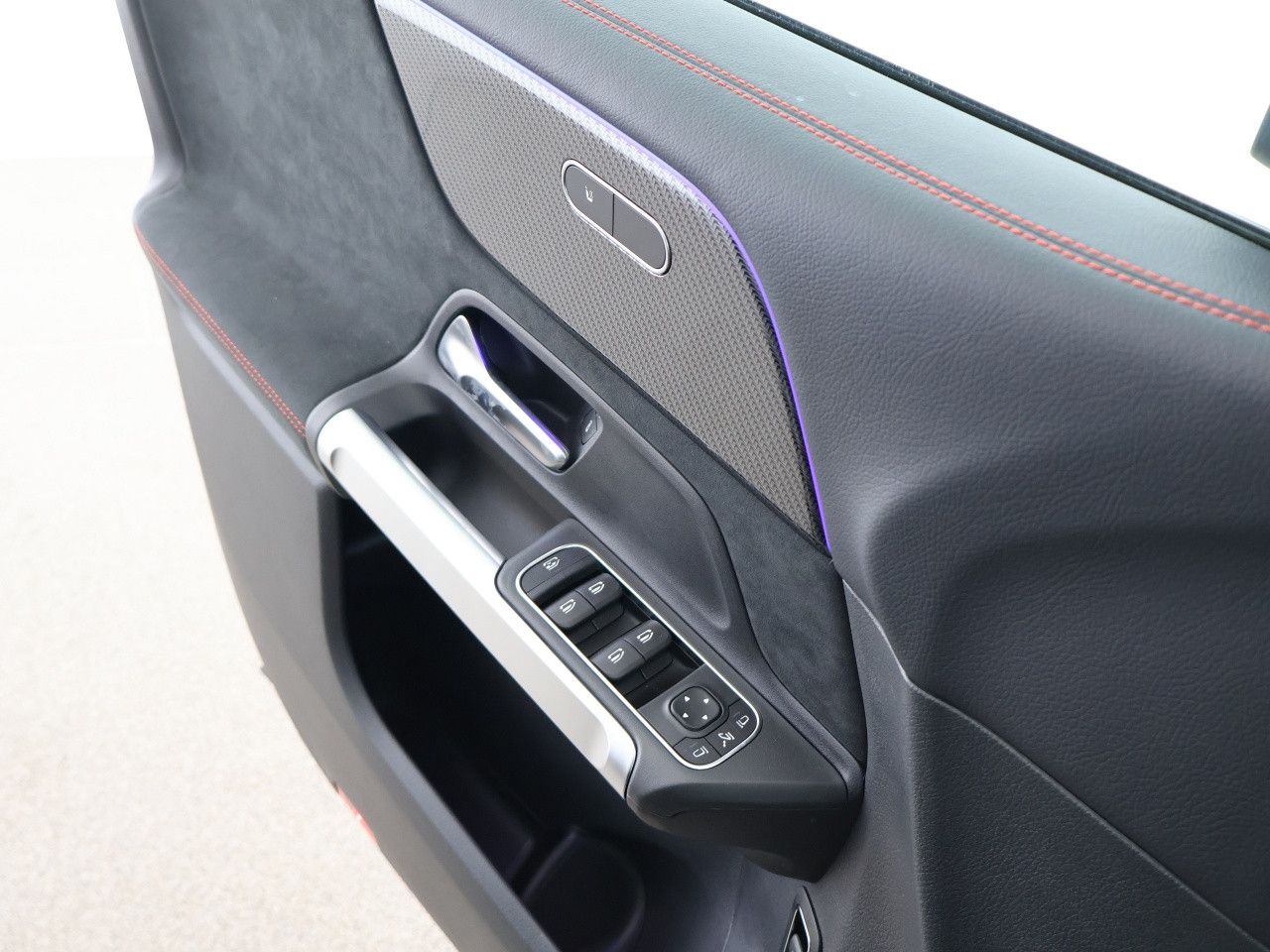 Mercedes-Benz GLB – Bild 13