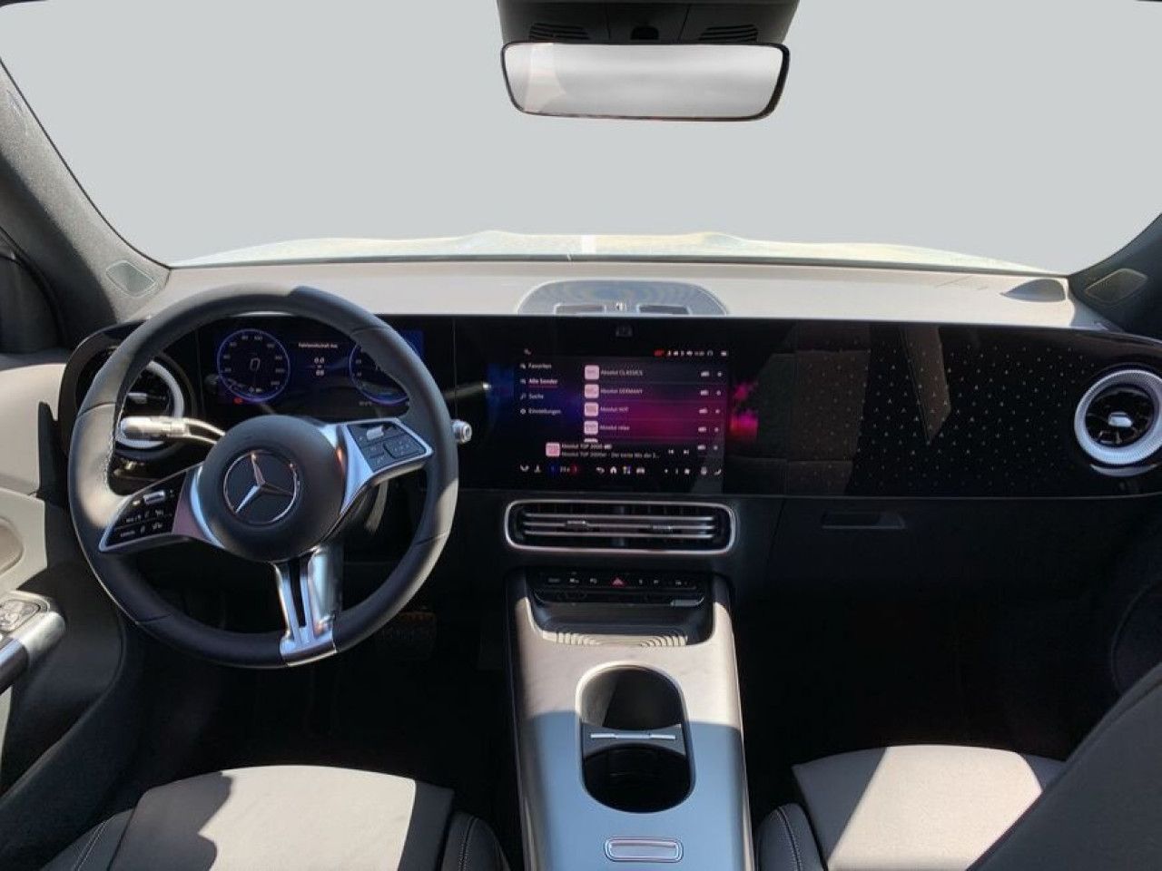 Mercedes-Benz GLB – Bild 14