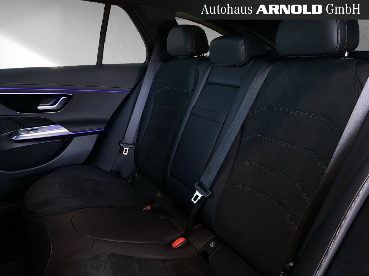 Mercedes-Benz E-Klasse – Bild 10
