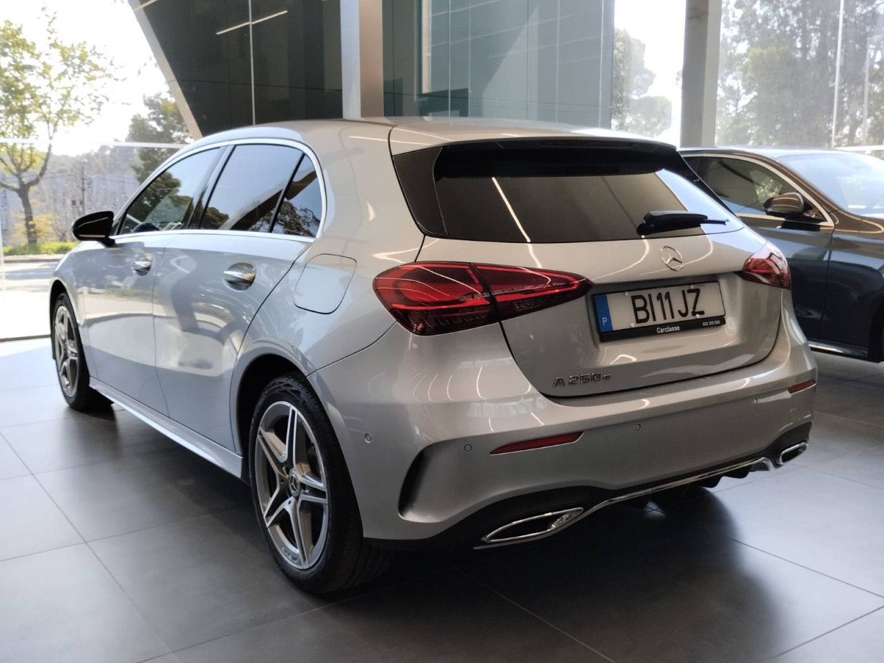 Imagem do ve&iacute;culo 8 / 15