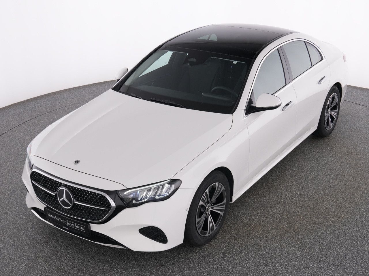 Mercedes-Benz E-Klasse – Bild 17