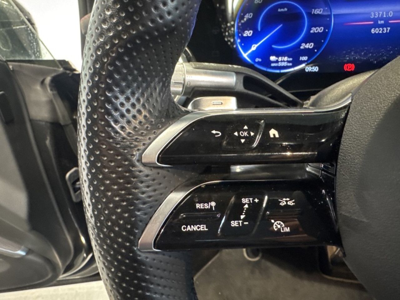 Photo du v&eacute;hicule 17 / 18