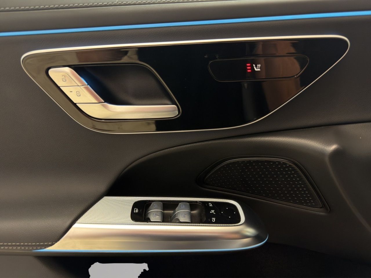 Mercedes-Benz E-Klasse – Bild 6