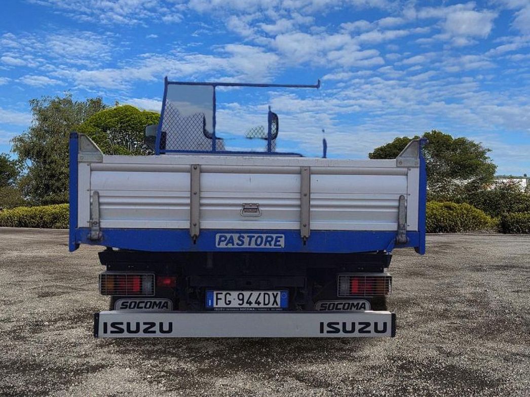Isuzu | N35