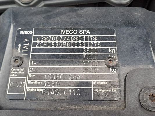Vehicle image 16 / 17