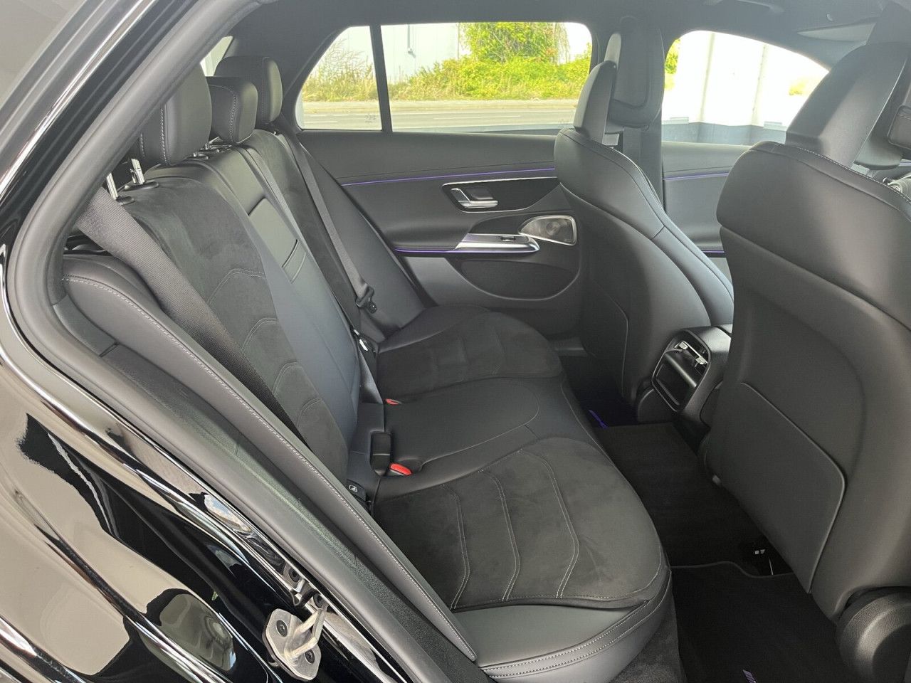 Mercedes-Benz E-Klasse – Bild 20