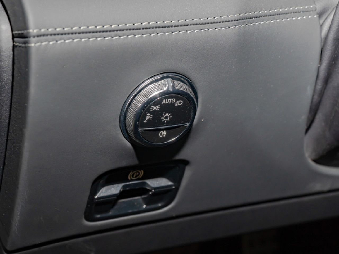 Fahrzeugbild 12 / 24