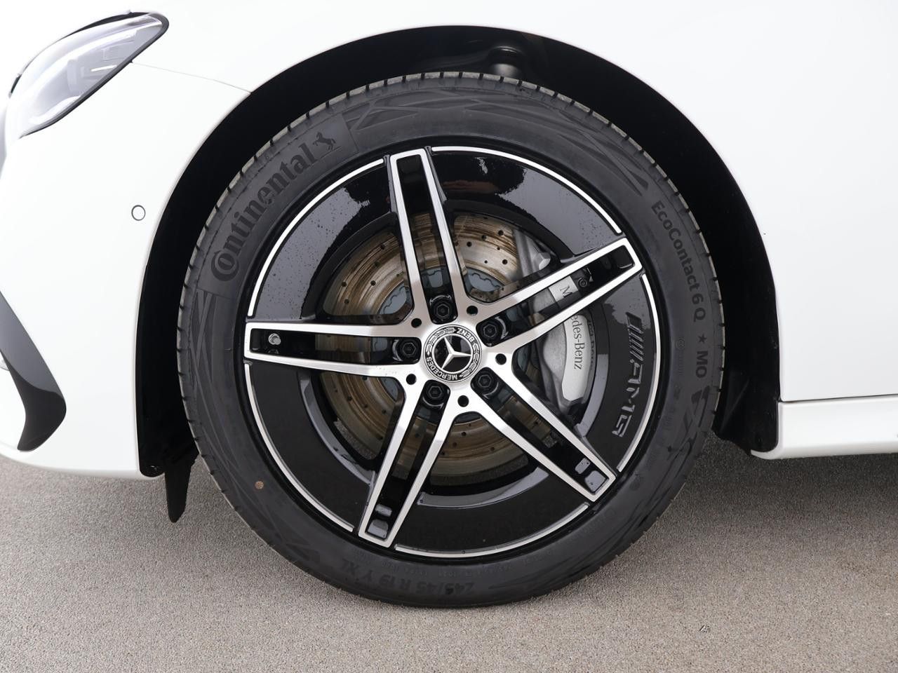 Mercedes-Benz E-Klasse – Bild 16