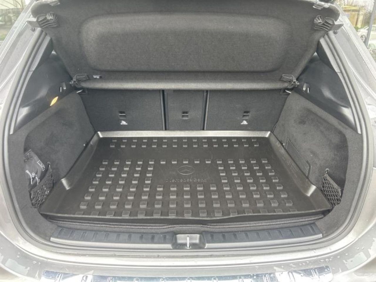 Photo du v&eacute;hicule 16 / 18