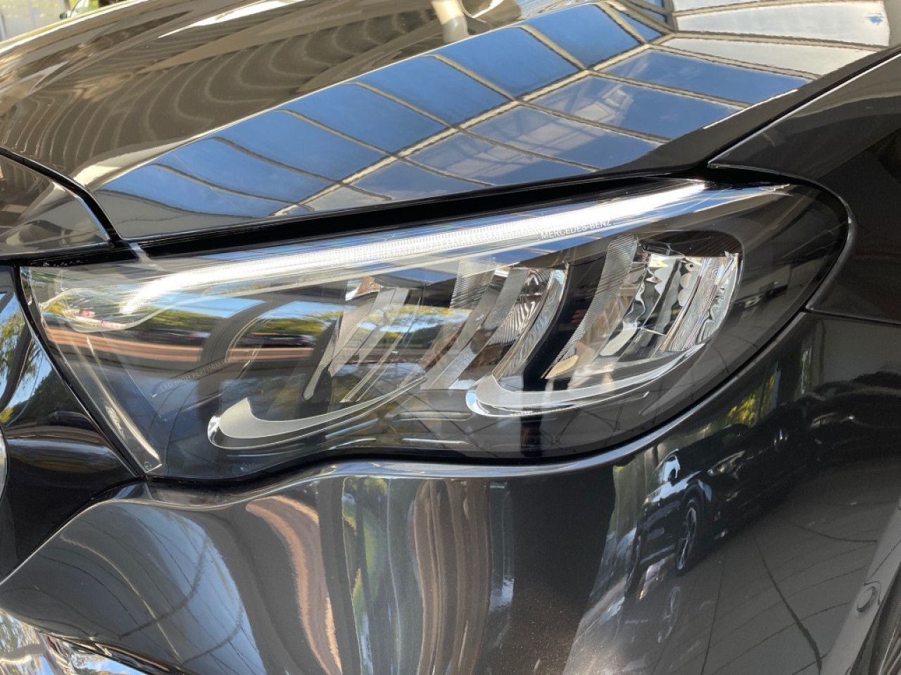 Mercedes-Benz E-Klasse – Bild 2