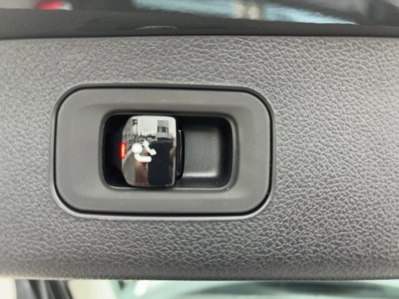 Mercedes-Benz E-Klasse – Bild 14