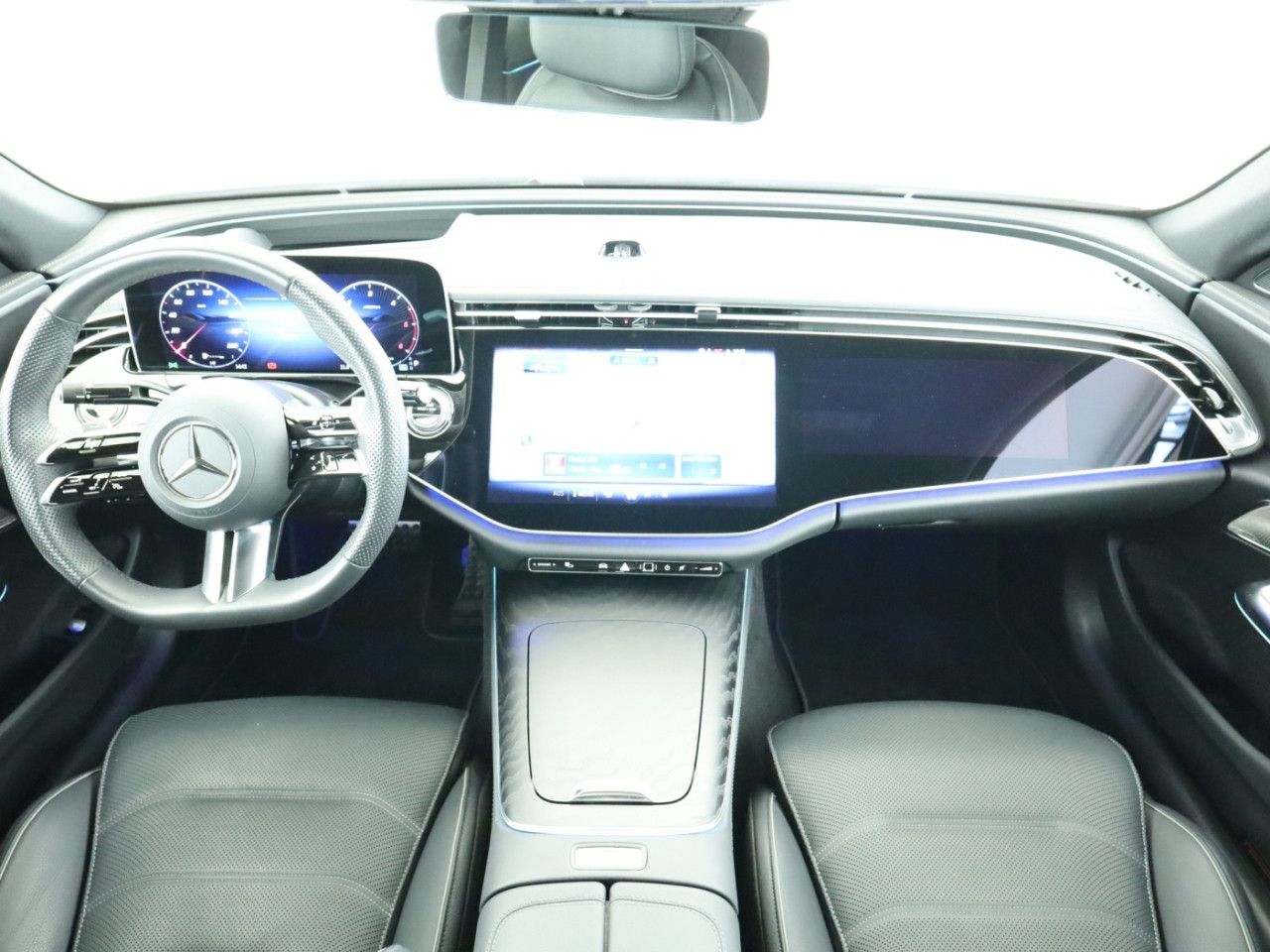 Mercedes-Benz E-Klasse – Bild 19