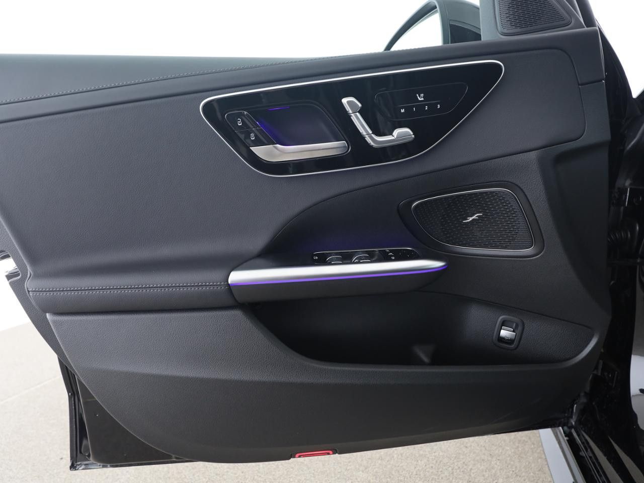 Mercedes-Benz C-Klasse – Bild 12
