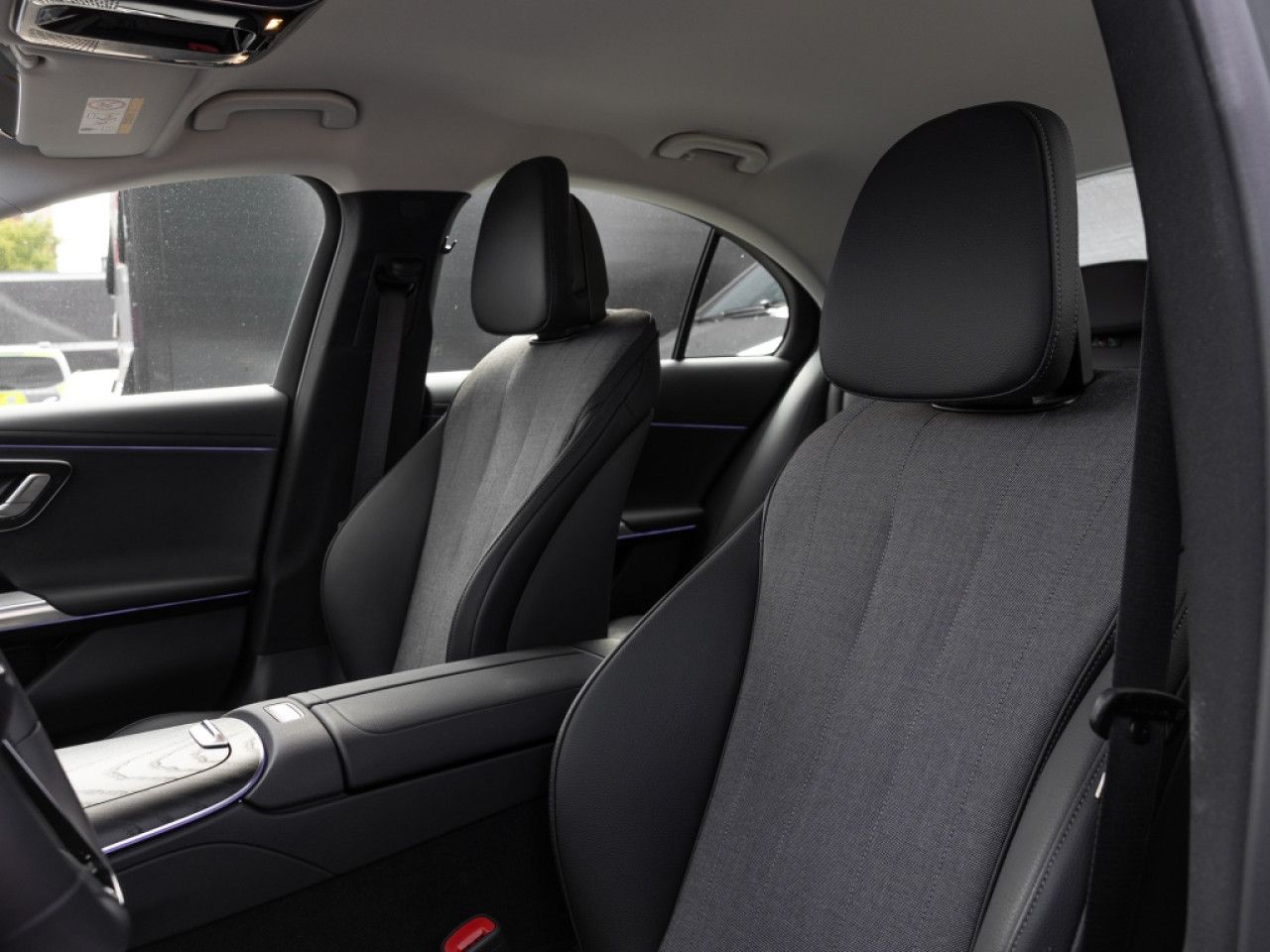Mercedes-Benz E-Klasse – Bild 6