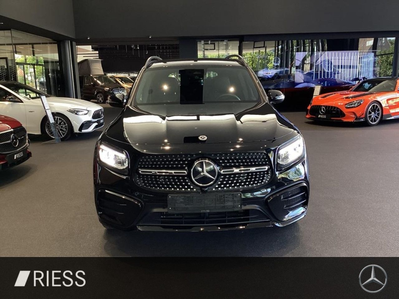 Mercedes-Benz GLB – Bild 3