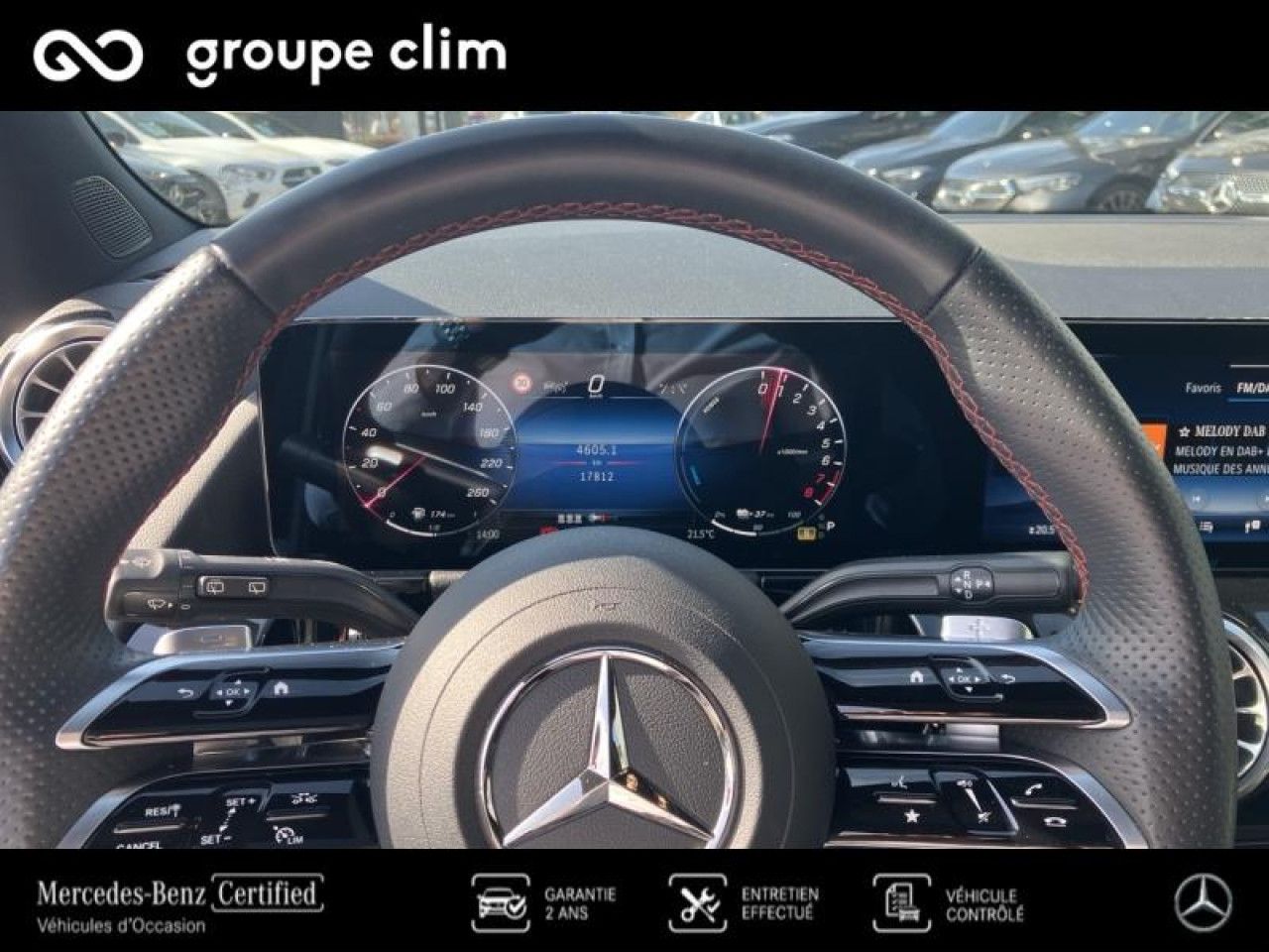 Photo du v&eacute;hicule 17 / 18