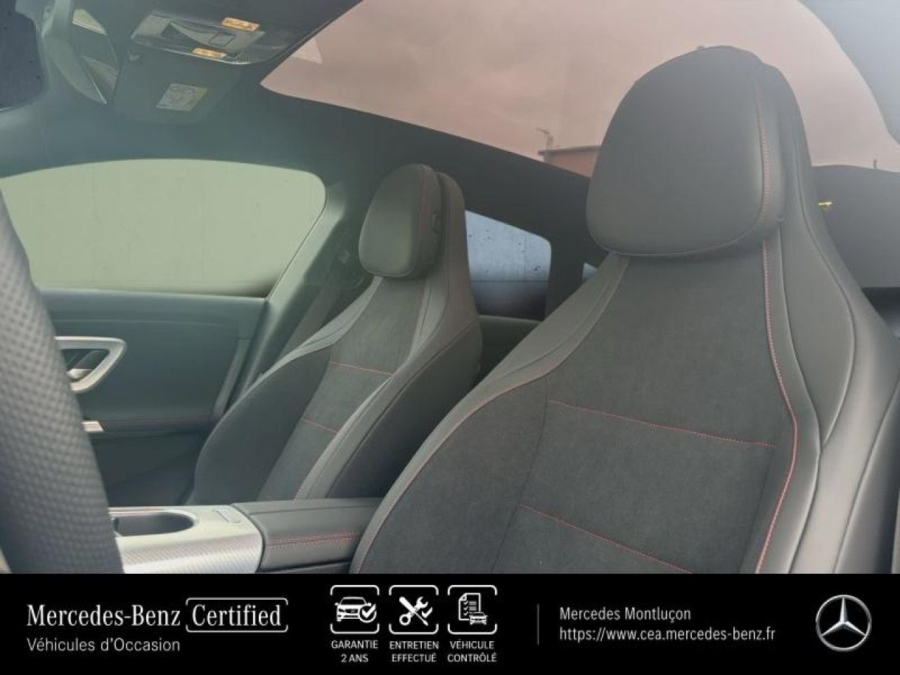 Photo du v&eacute;hicule 16 / 18