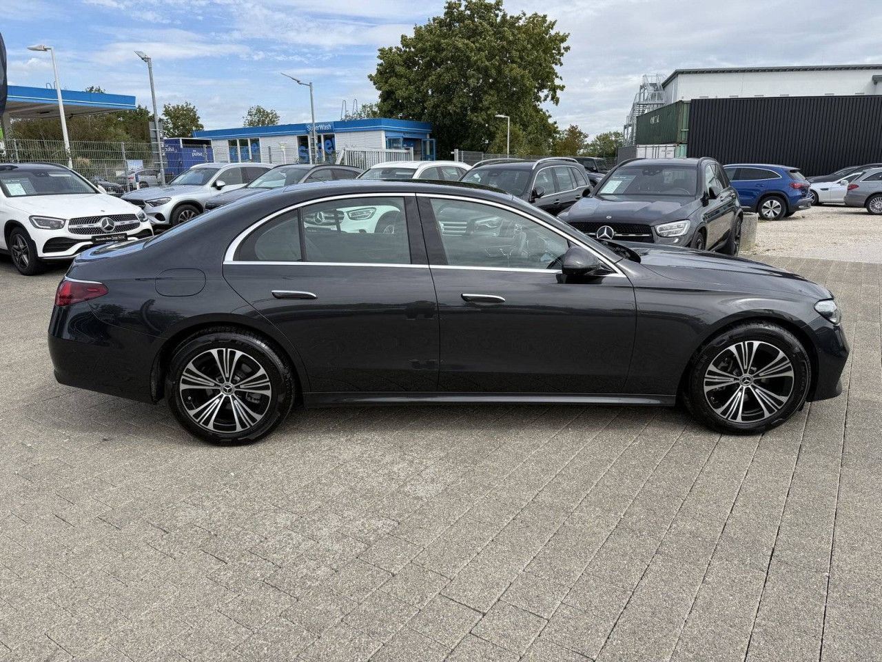 Mercedes-Benz E-Klasse – Bild 13