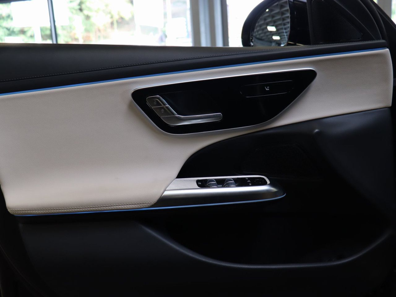 Mercedes-Benz E-Klasse – Bild 15