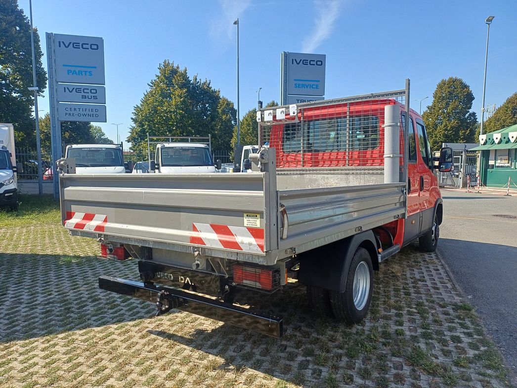 IVECO | DAILY 35C12 6+1