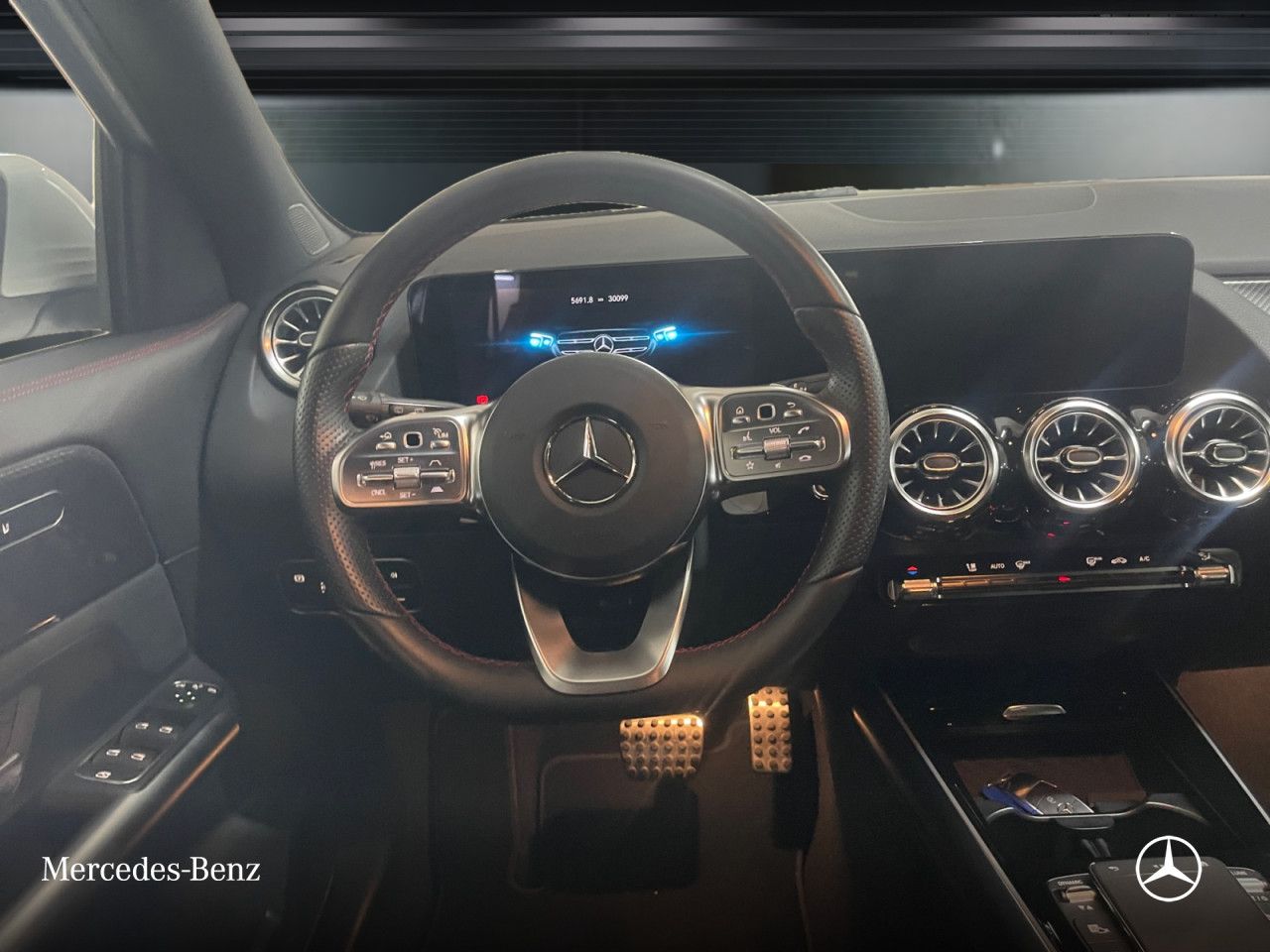 Mercedes-Benz GLA – Bild 12