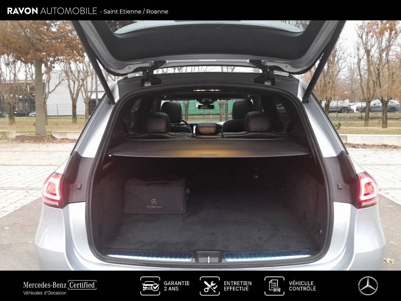 Photo du v&eacute;hicule 13 / 18