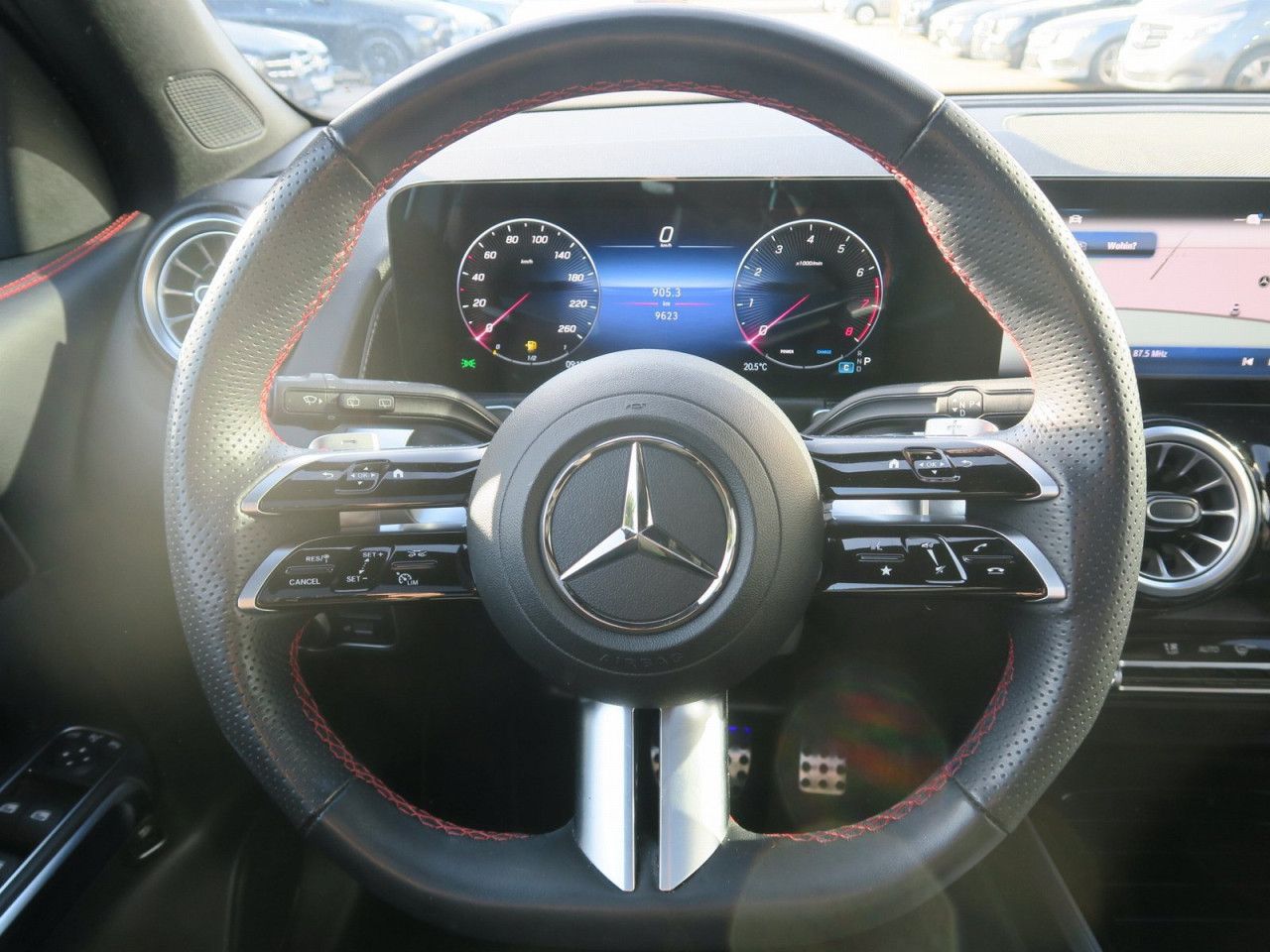 Fahrzeugbild 19 / 23