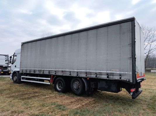 Vehicle image 7 / 13