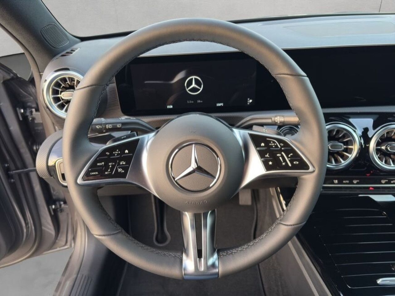 Mercedes-Benz A-Klasse – Bild 11